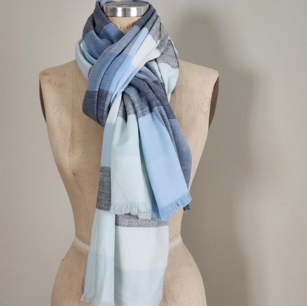 Gap Blue Plaid Pattern Long Scraf - image 4